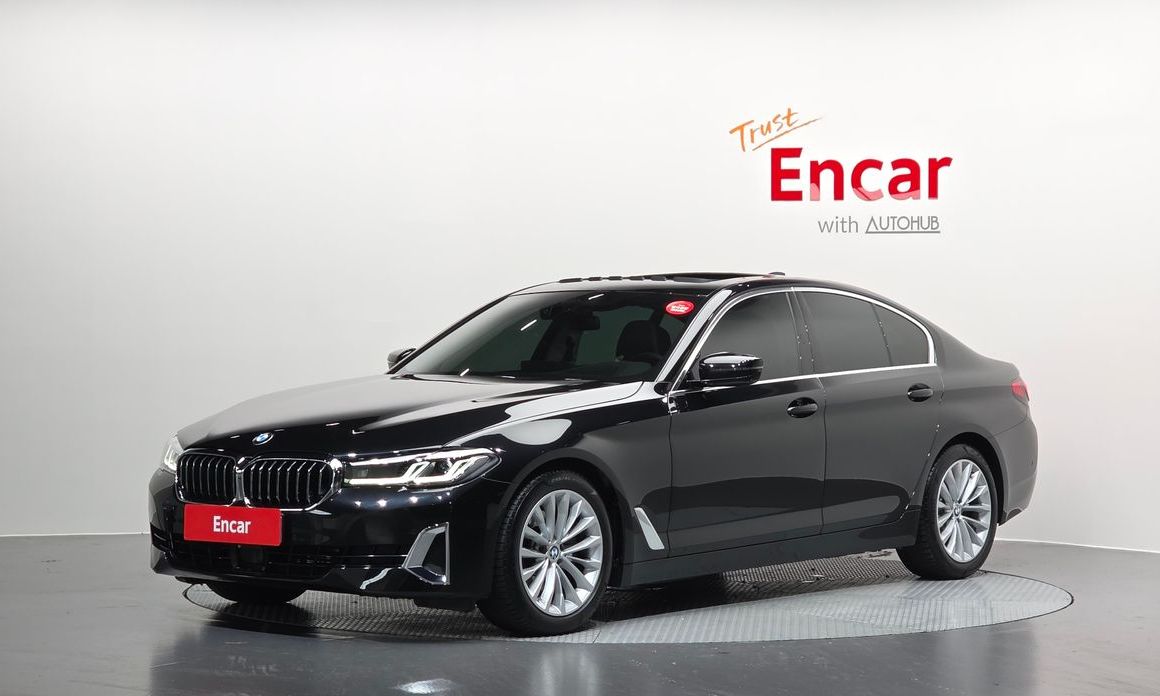 BMW 5-Series 2023