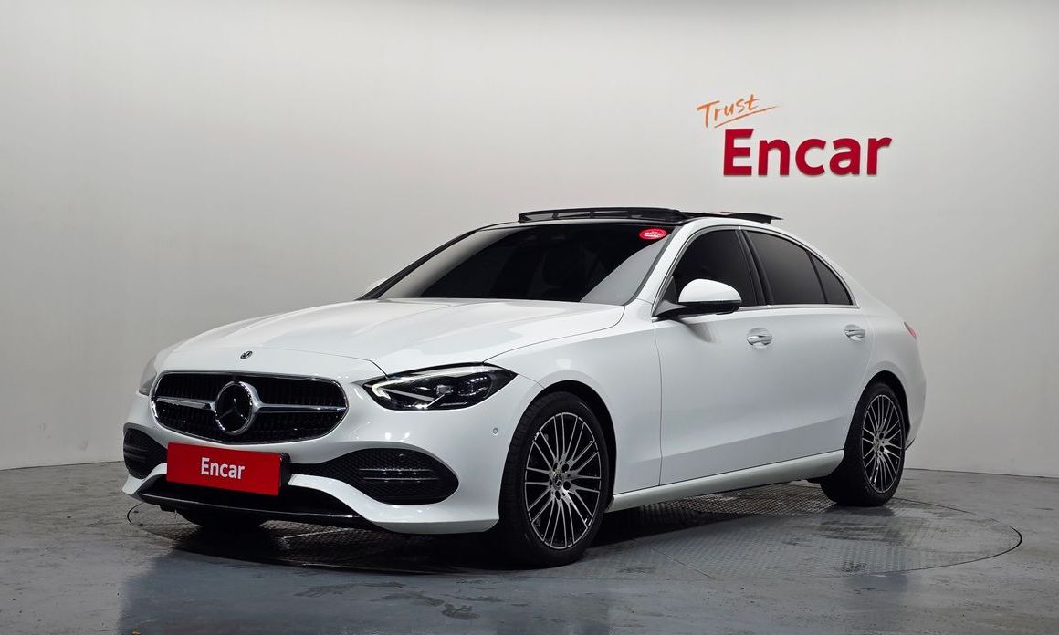 Mercedes-Benz C-Class 2024