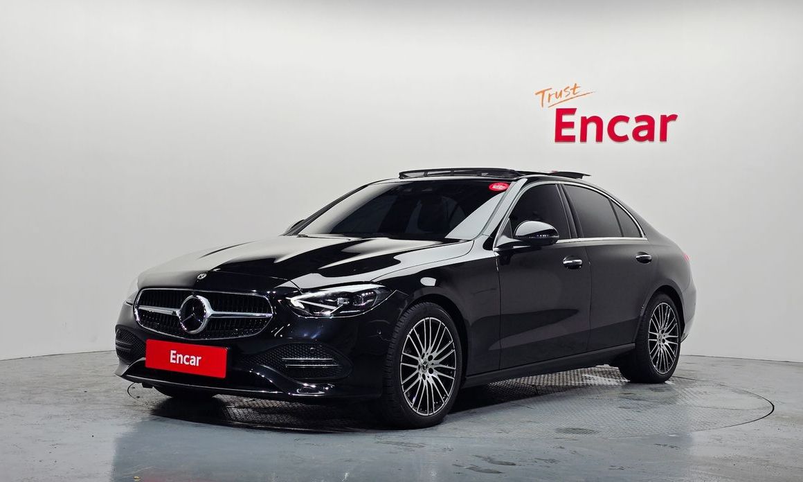 Mercedes-Benz C-Class 2024