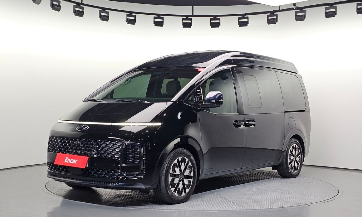 Hyundai Staria 2024