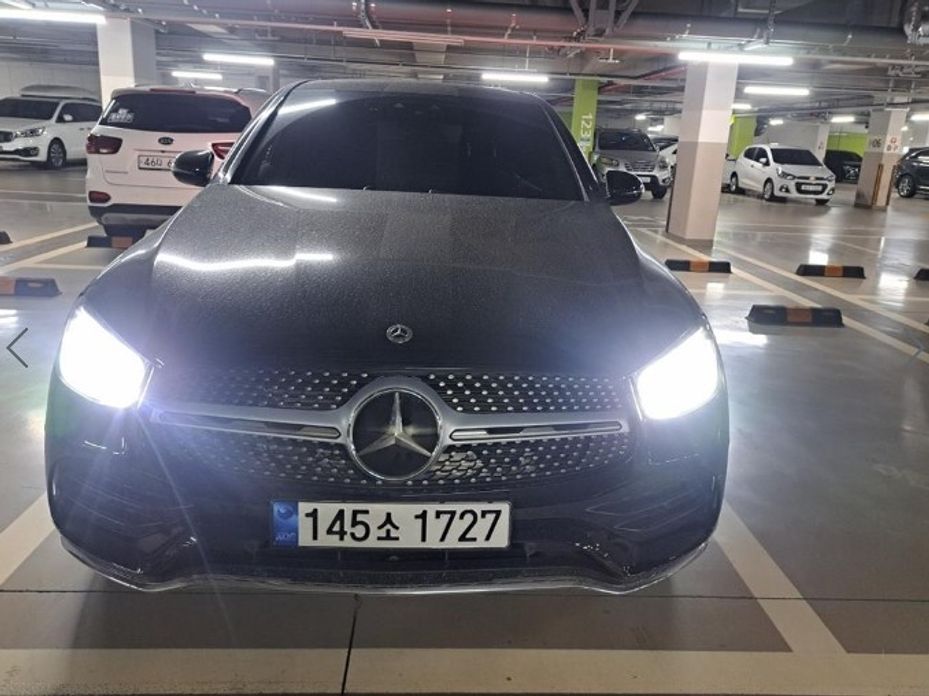 Mercedes-Benz GLC-Class 2021
