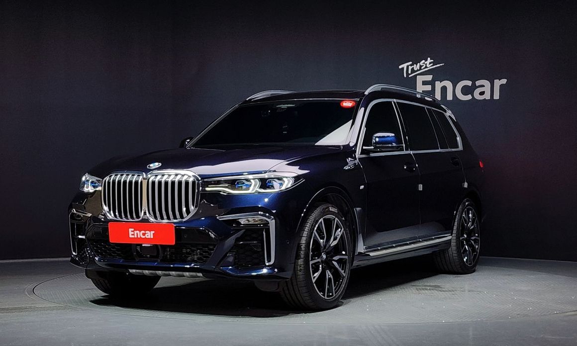 BMW X7 2021