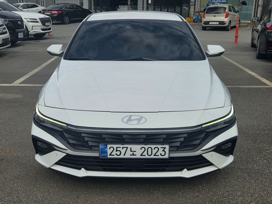 Hyundai AVANTE 2024