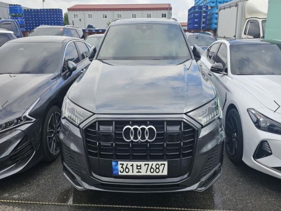 Audi Q7 2021