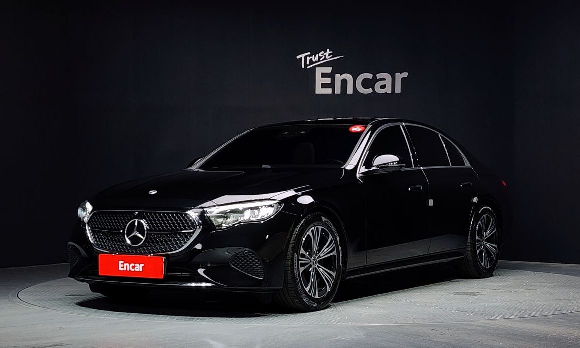 Mercedes-Benz E-Class 2025