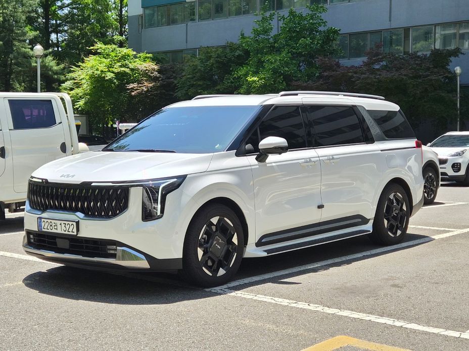 Kia Canival 2025