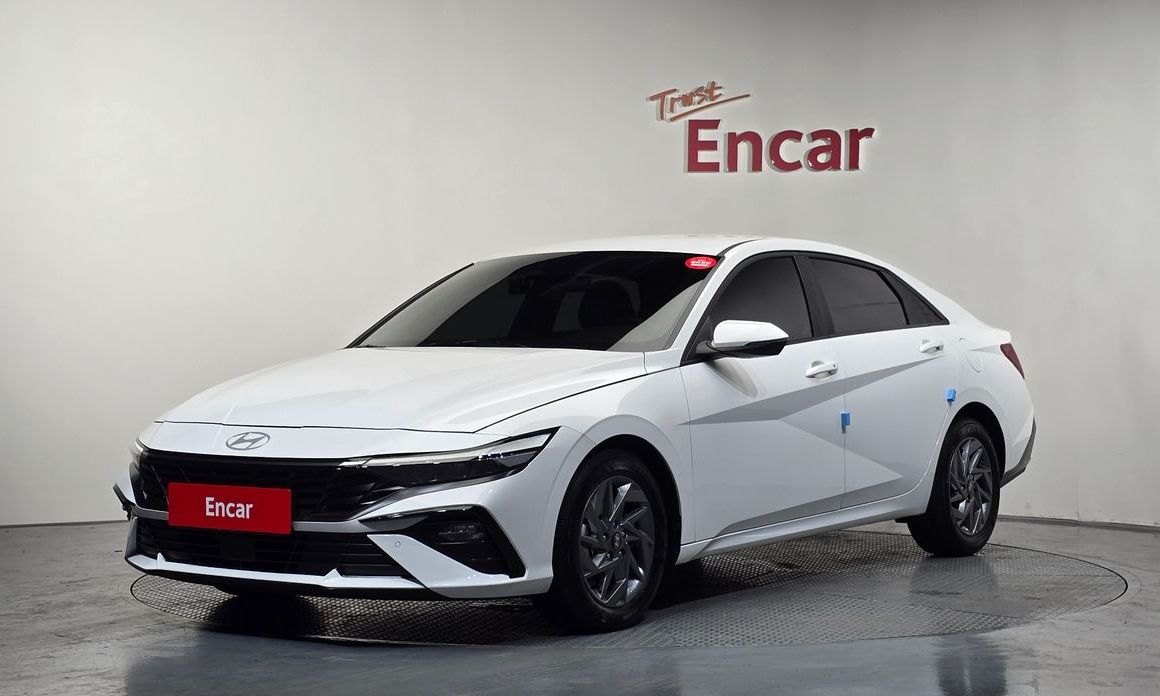 Hyundai AVANTE 2024