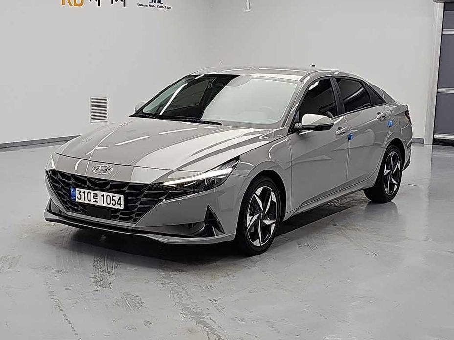 Hyundai AVANTE 2021
