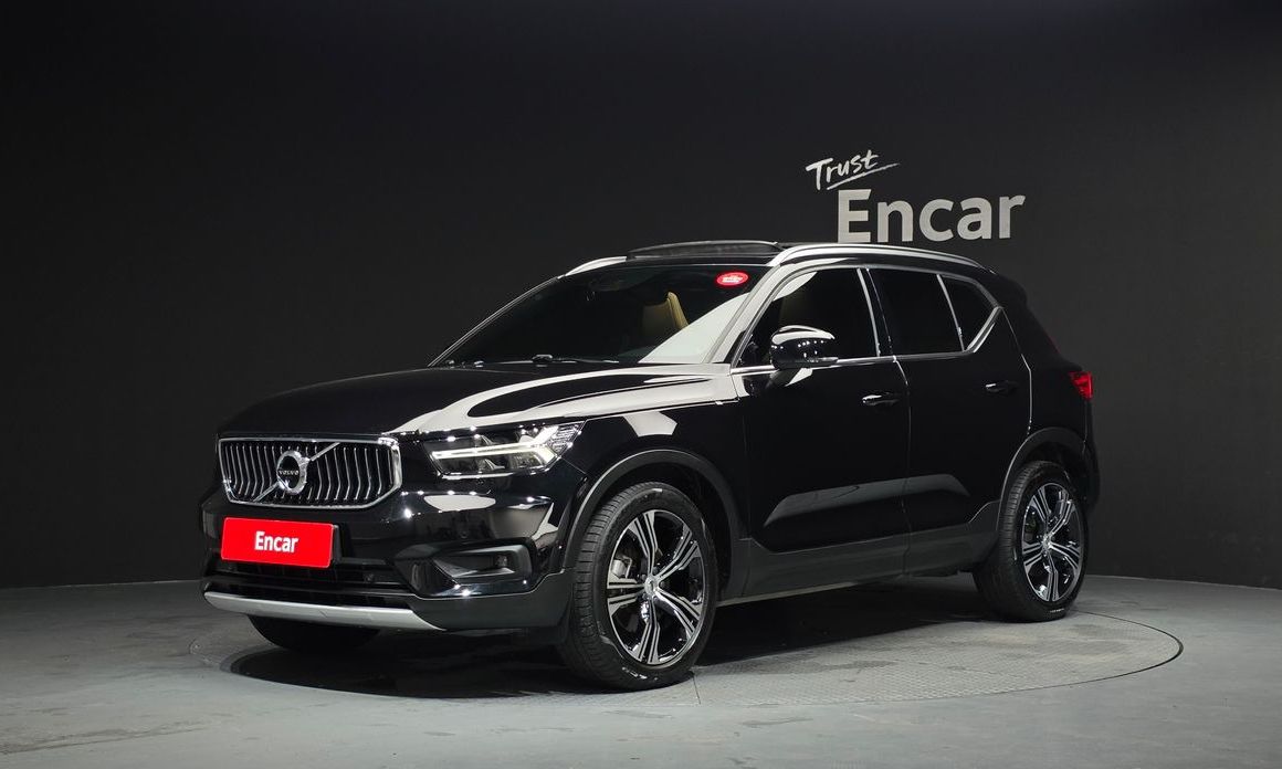 Volvo XC40 2021