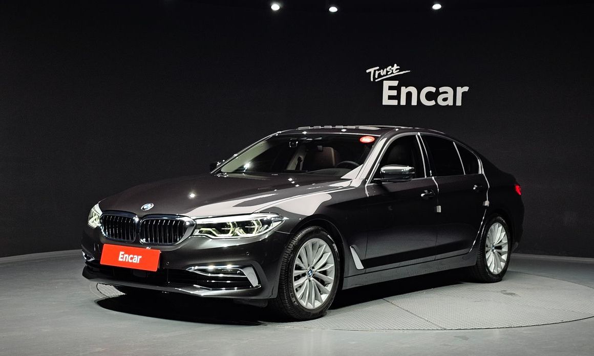 BMW 5-Series 2020