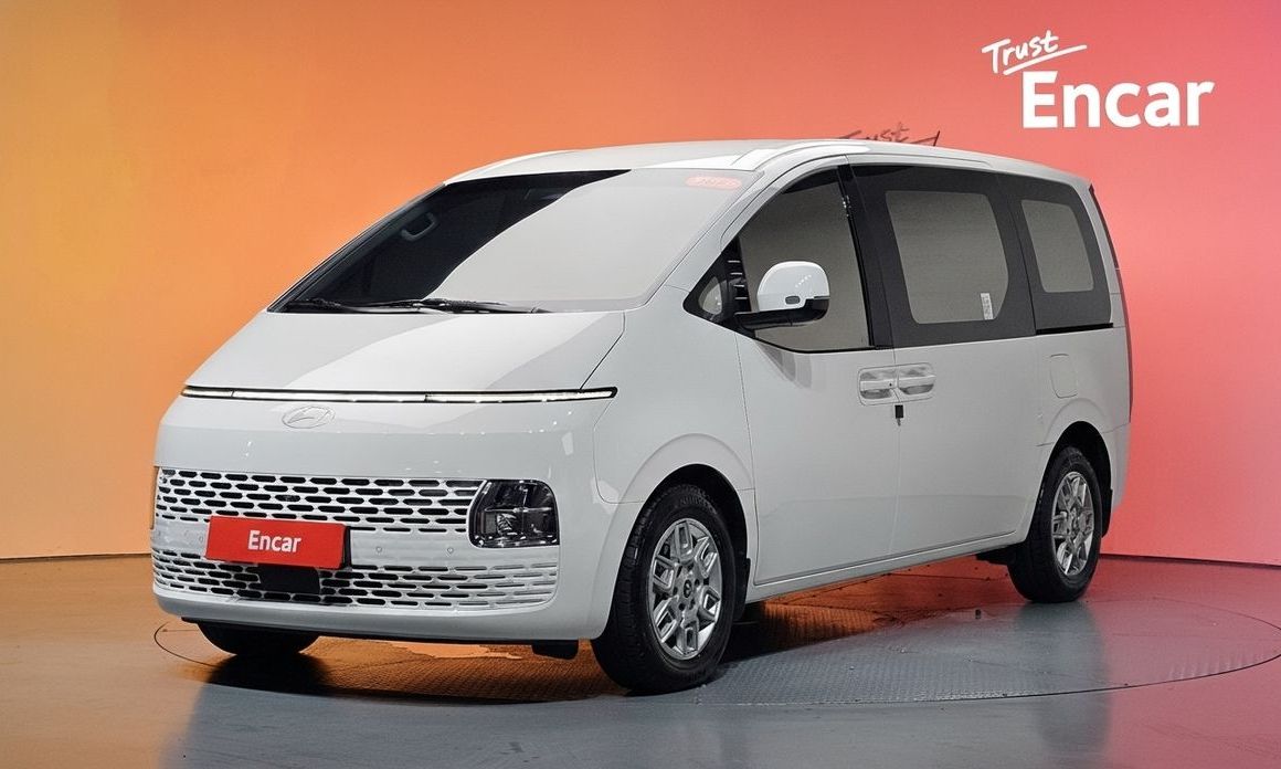 Hyundai Staria 2025