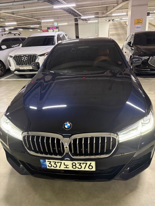 BMW 5-Series 2021