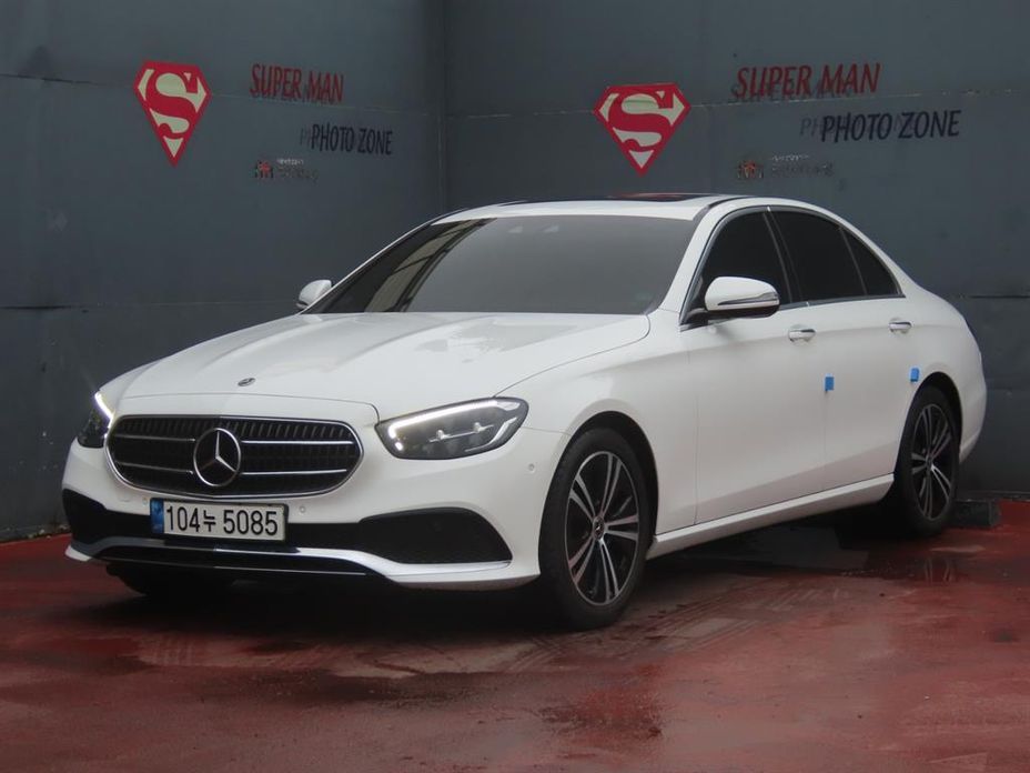 Mercedes-Benz E-Class 2021