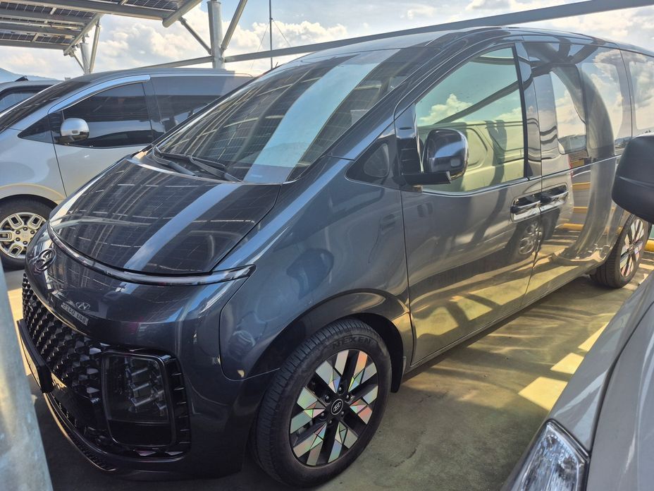 Hyundai Staria 2024