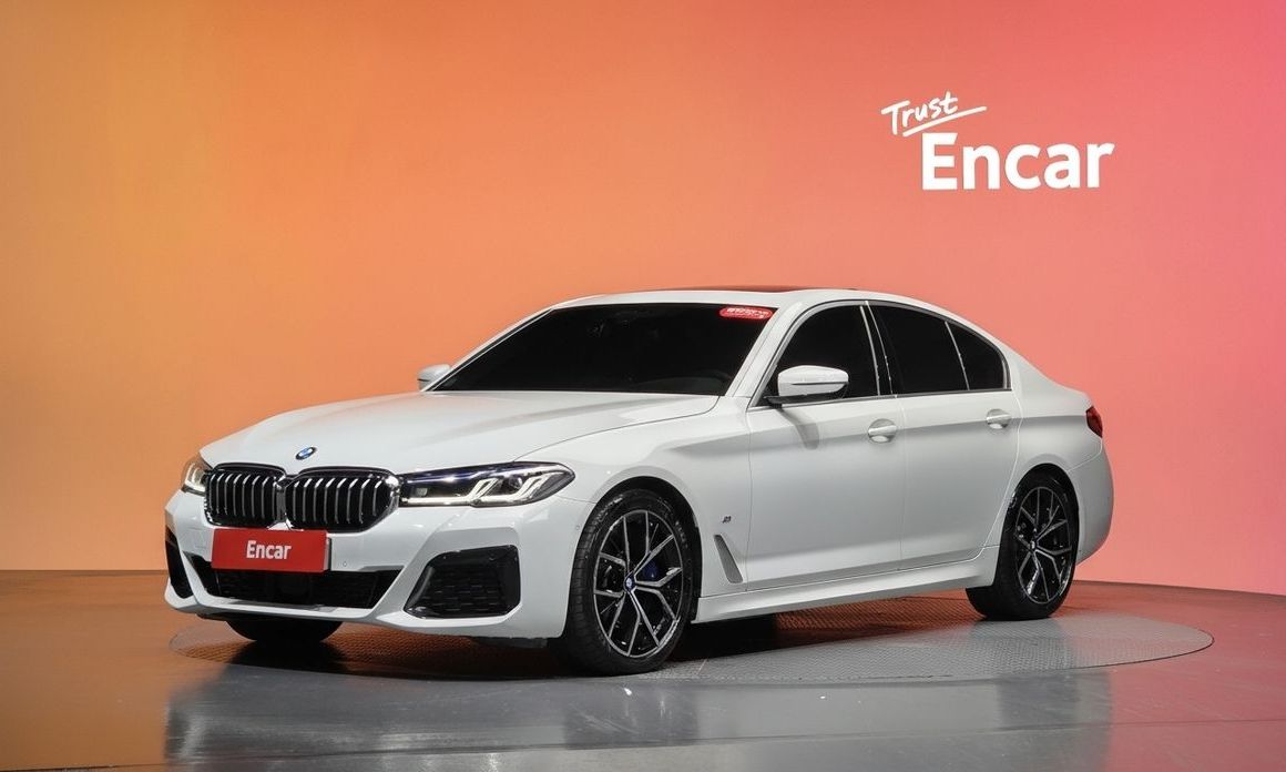 BMW 5-Series 2023