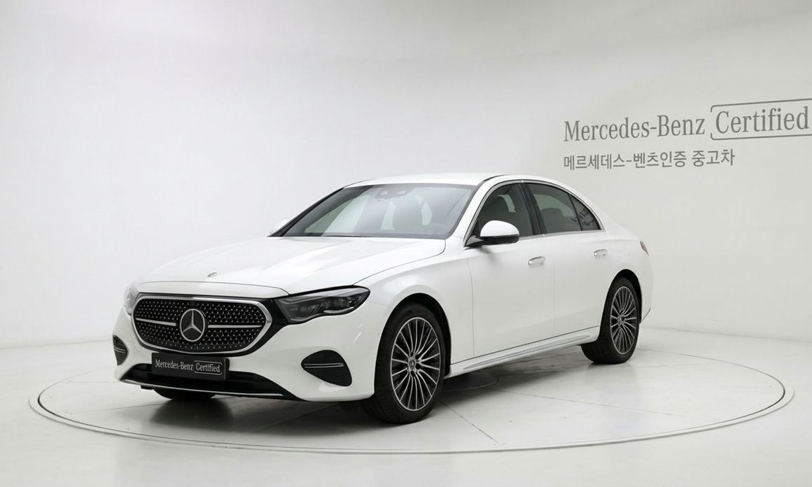 Mercedes-Benz E-Class 2025
