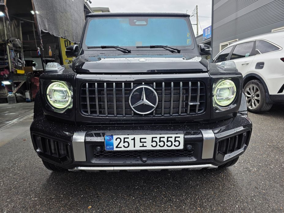 Mercedes-Benz G-Class 2025