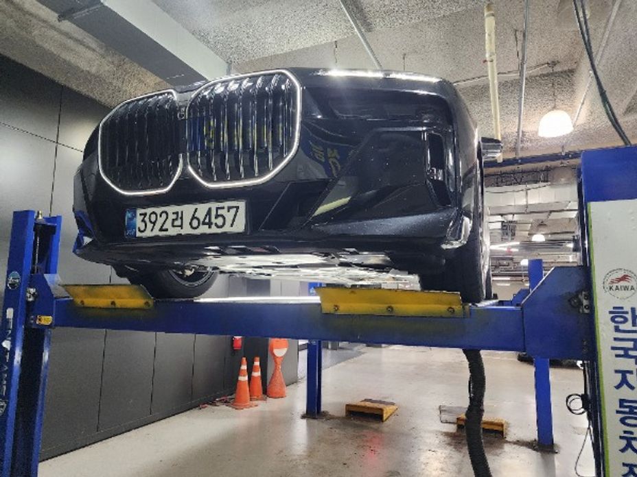 BMW 7-Series 2025