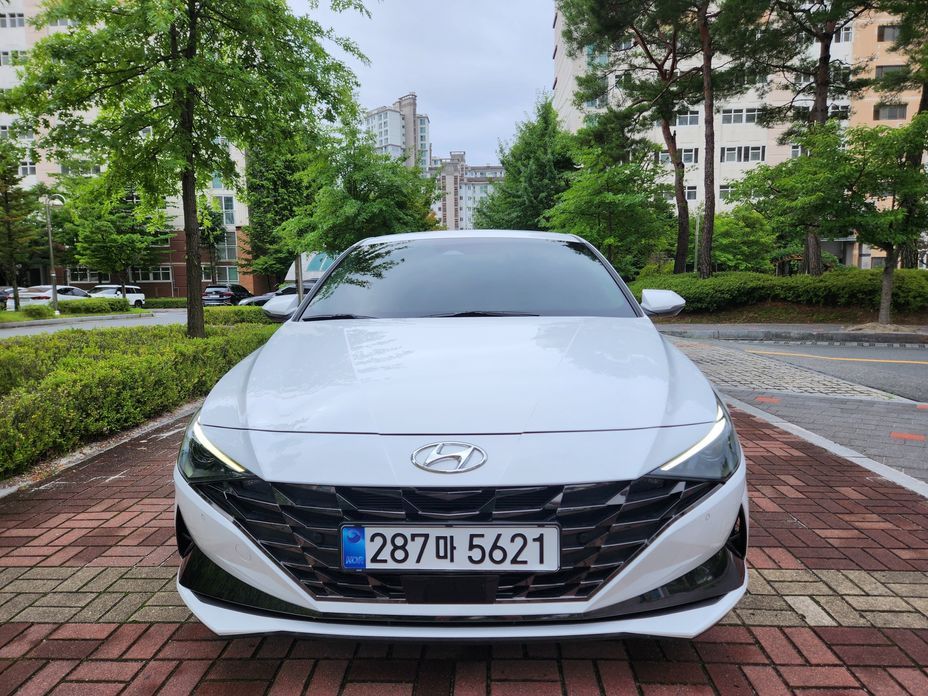 Hyundai AVANTE 2022