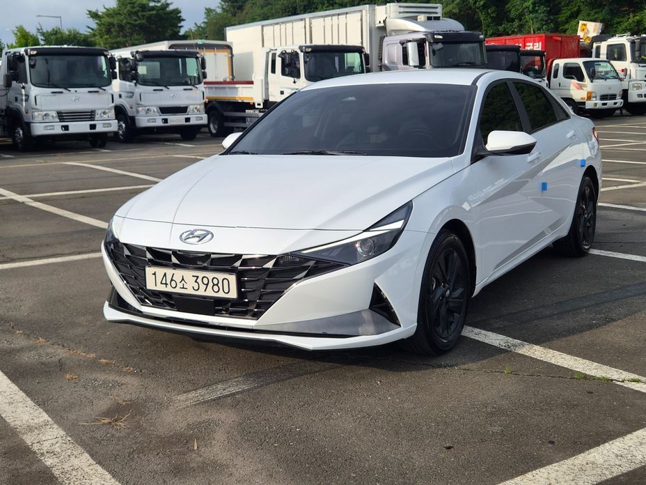 Hyundai AVANTE 2023