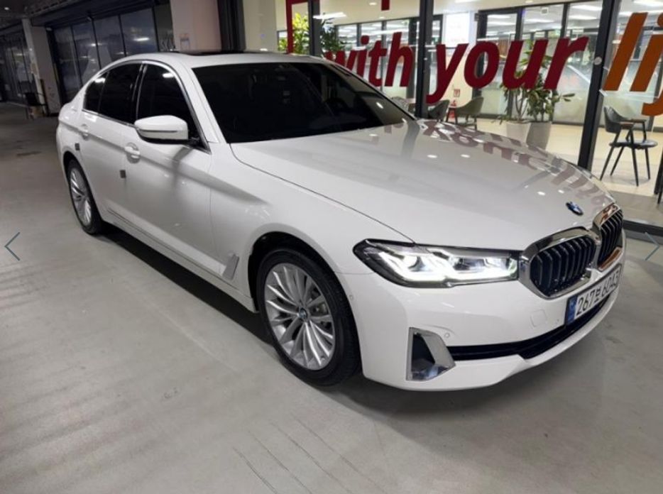 BMW 5-Series 2022