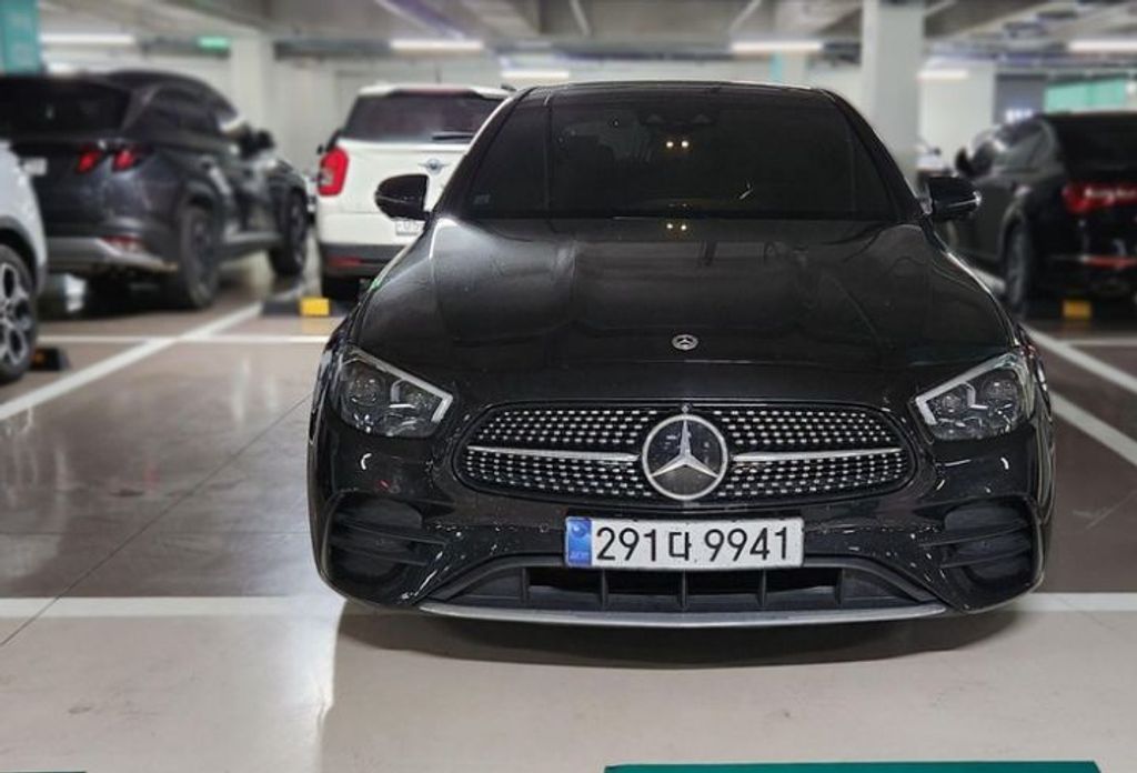 Mercedes-Benz E-Class 2023
