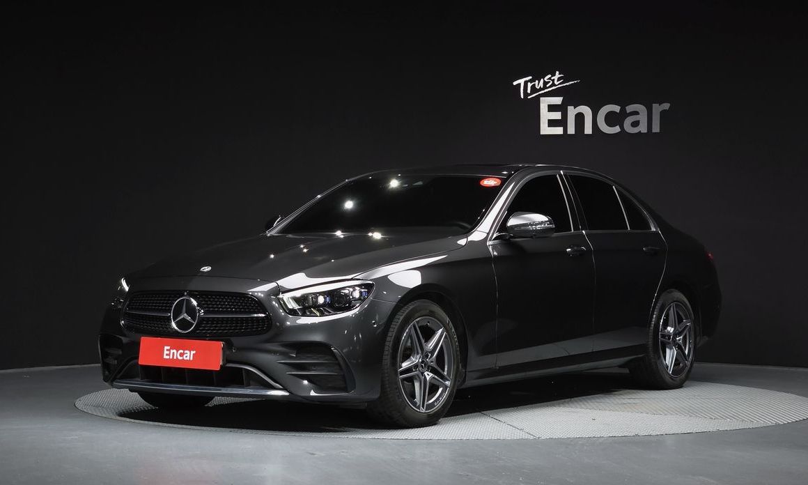 Mercedes-Benz E-Class 2023