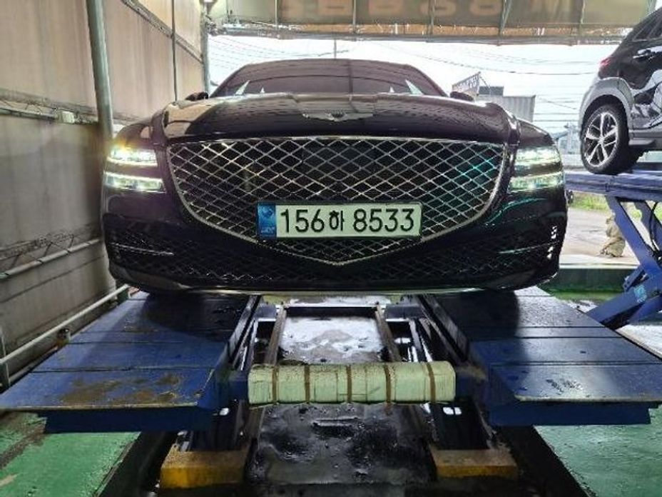 Genesis G80 2023
