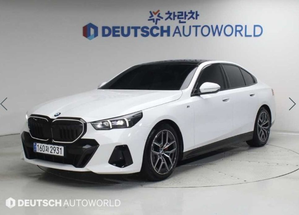 BMW 5-Series 2025