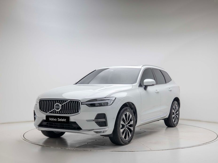 Volvo XC60 2025