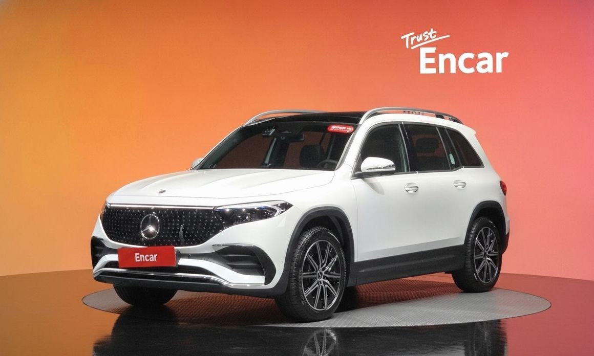 Mercedes-Benz EQB 2026