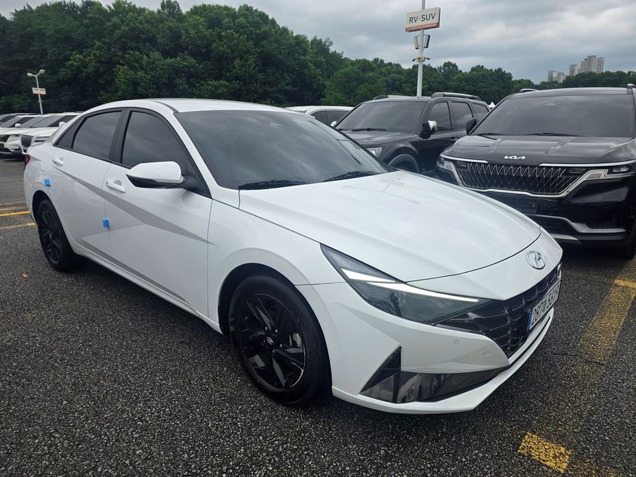 Hyundai AVANTE 2023