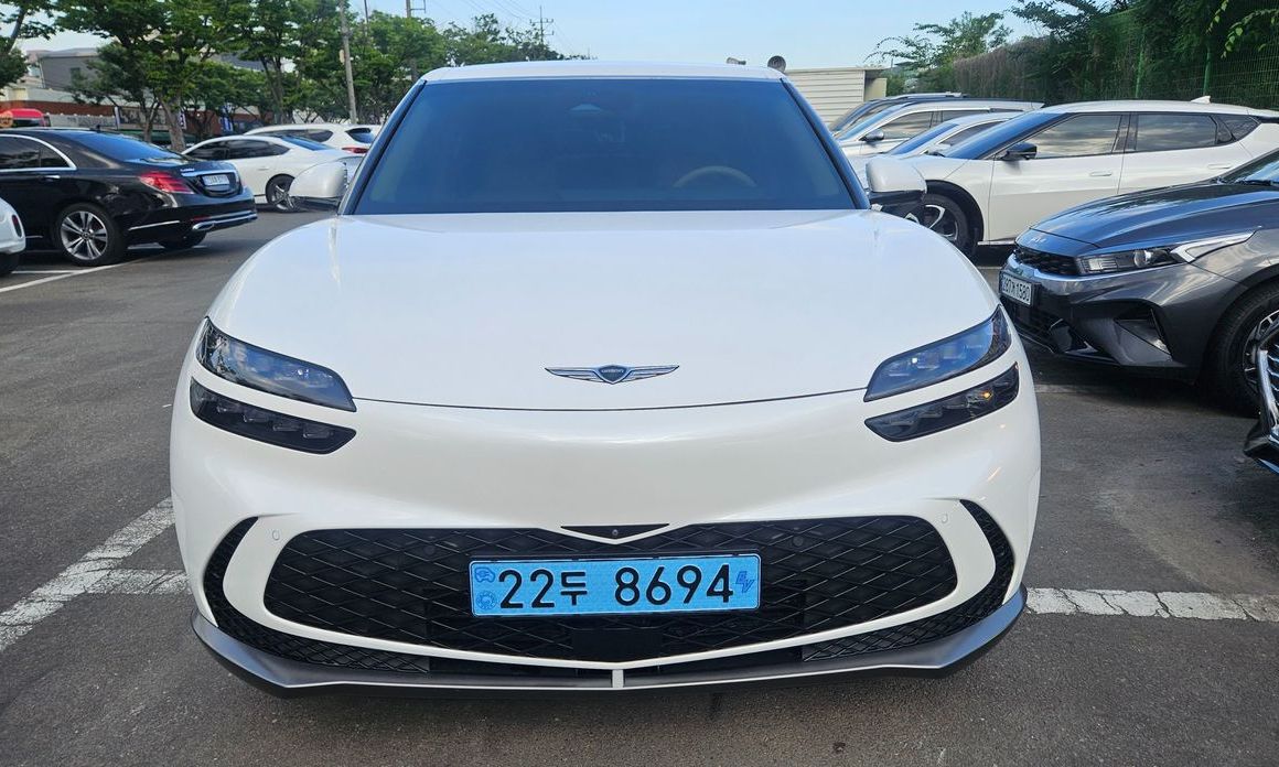 Genesis GV60 2023