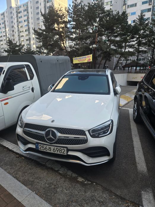 Mercedes-Benz GLC-Class 2022