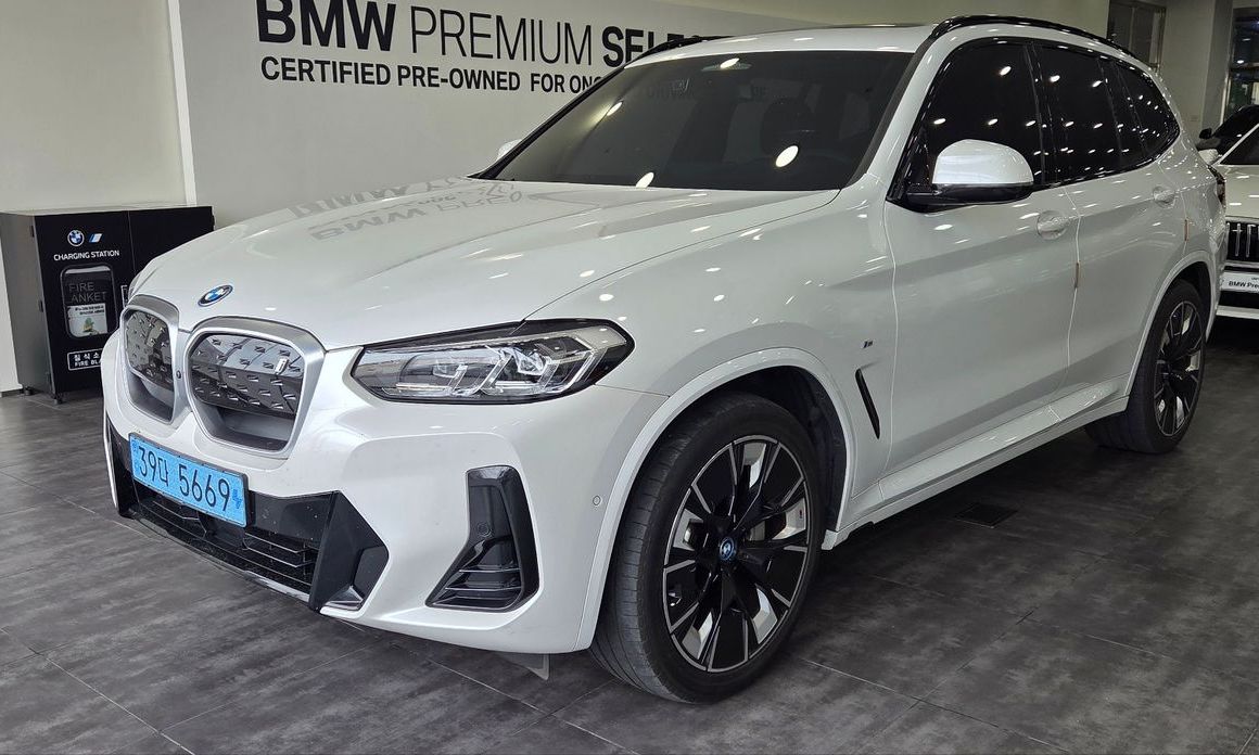 BMW iX3 2022