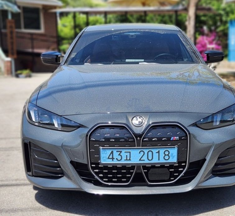 BMW i4 2024