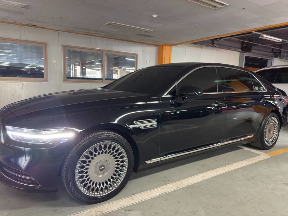 Genesis G90 2021