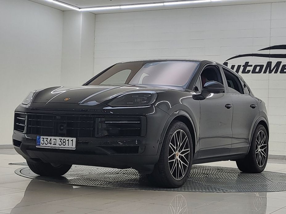 Porsche Cayenne 2025