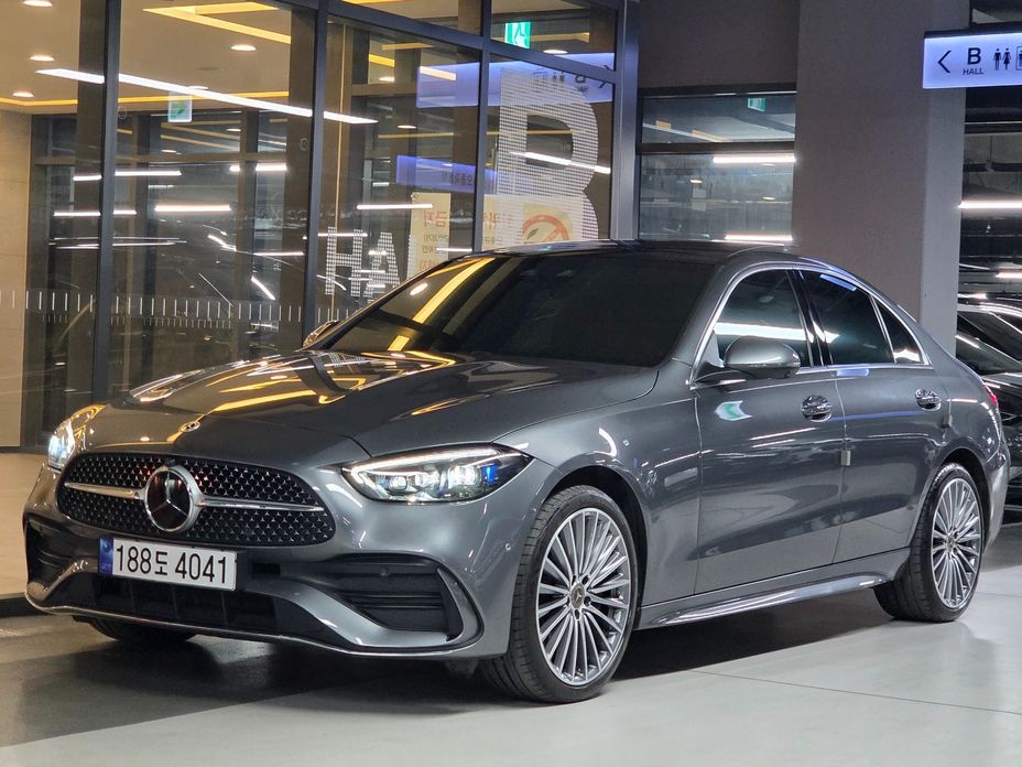Mercedes-Benz C-Class 2022