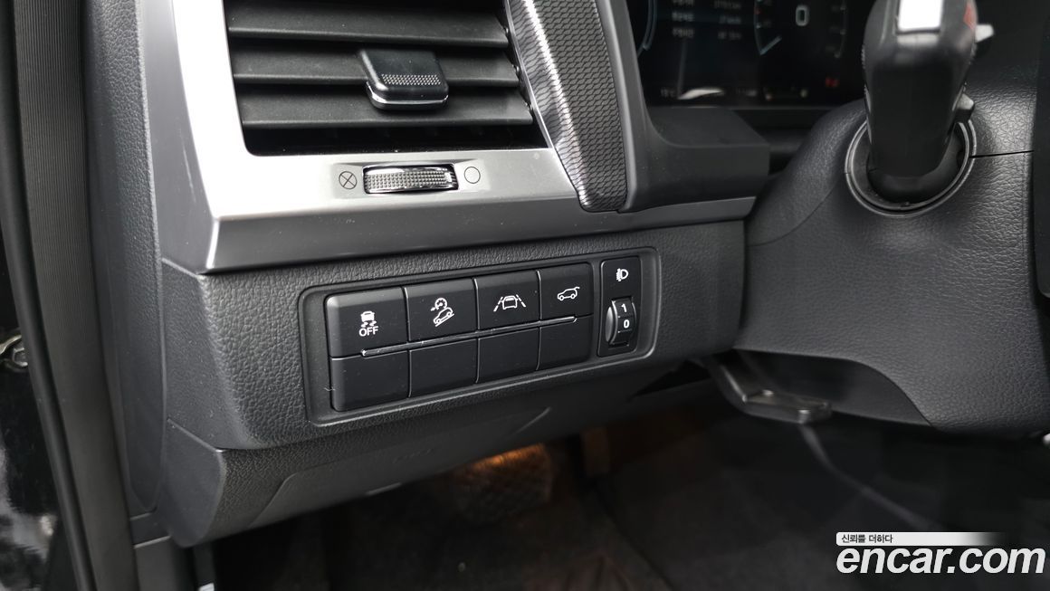 KG_Mobility_Ssangyong Rexton 2021