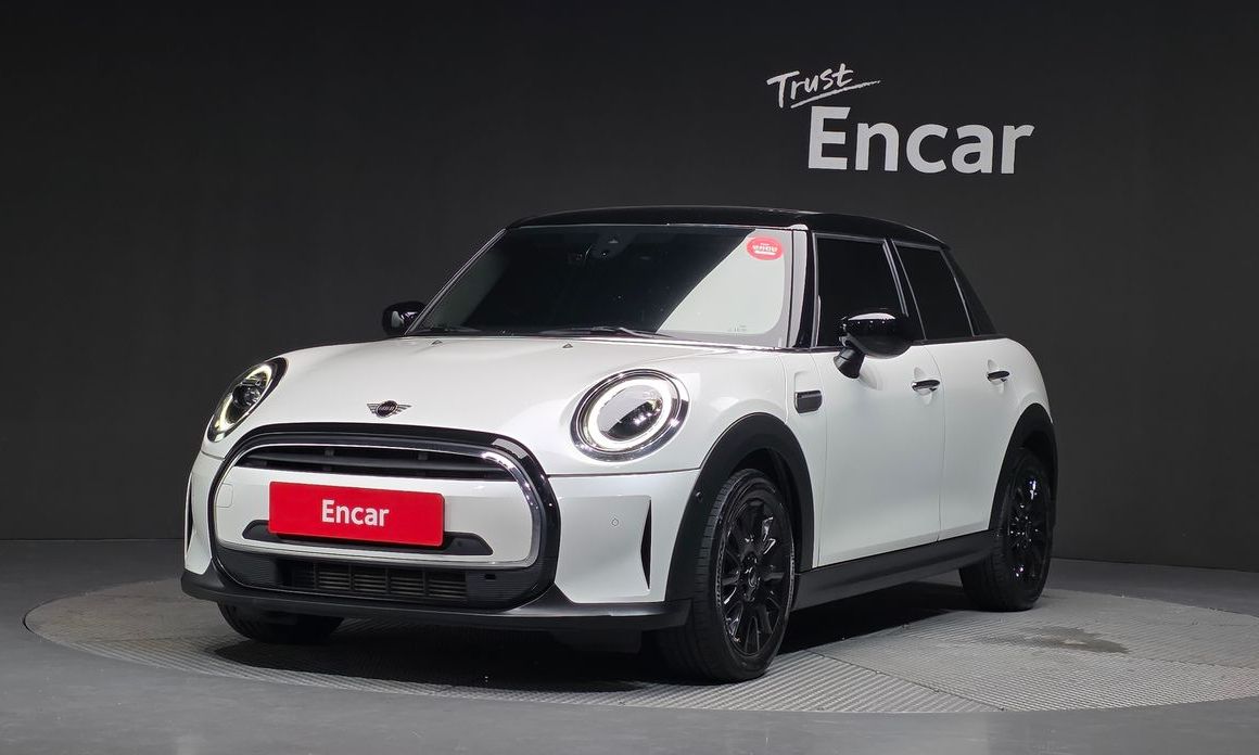 Mini Cooper 2024