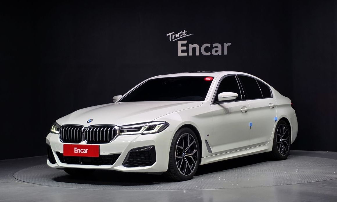 BMW 5-Series 2022