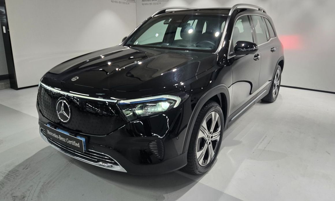 Mercedes-Benz EQB 2026