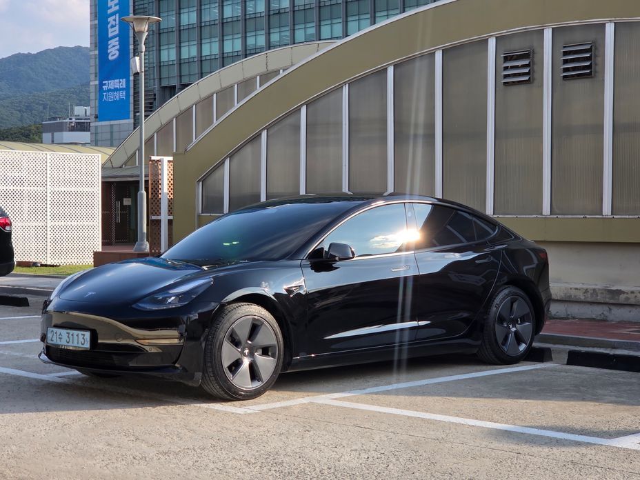 Tesla Model 3 2022