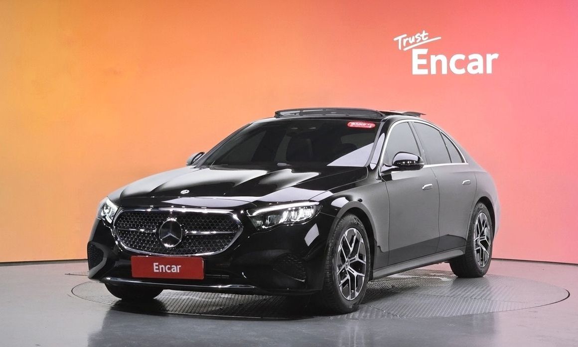 Mercedes-Benz E-Class 2025