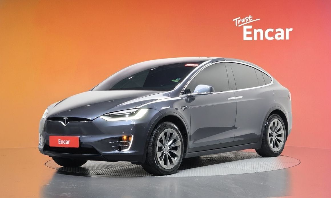 Tesla Model X 2020