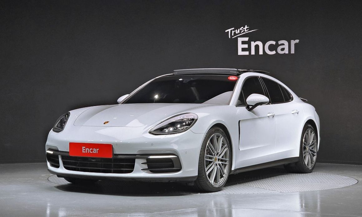 Porsche Panamera 2020