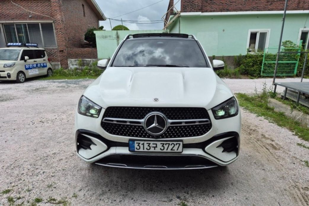 Mercedes-Benz GLE-Class 2025