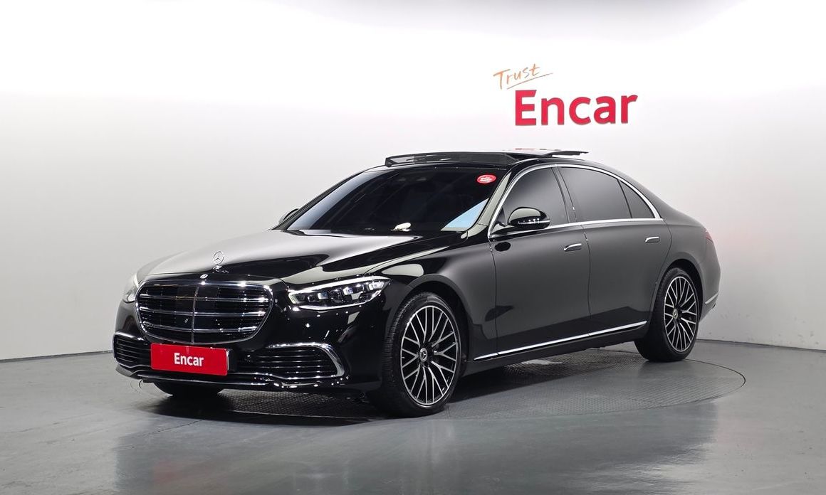 Mercedes-Benz S-Class 2024