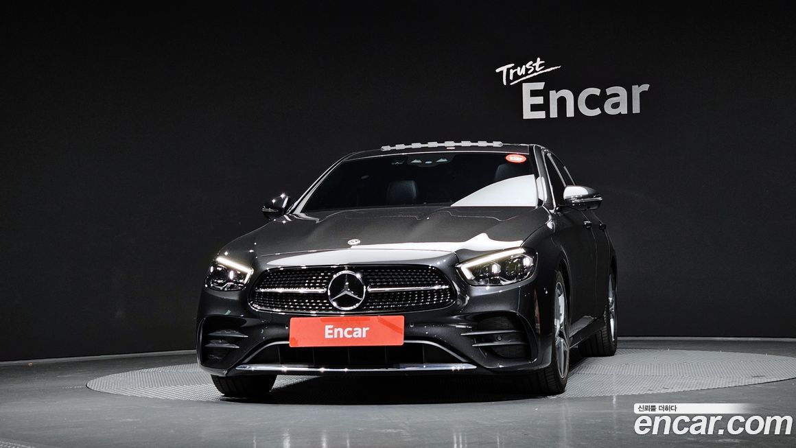 Mercedes-Benz E-Class 2023